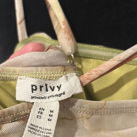 Gold Maxi Bodycon Dress with Ruched Details and Spaghetti Straps for Cocktail - Picture 2 of 4